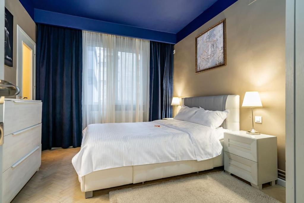 Modern - Central Apartment Bukarest Kültér fotó